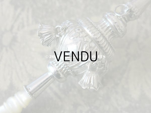 画像4: 19世紀 ナポレオン3世時代 アンティーク ラトル シルバー製  (4)