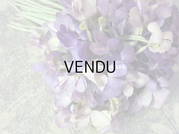 画像3: 1900年代 アンティーク 菫の布花の大きなブーケ 122輪 コサージュ  (3)