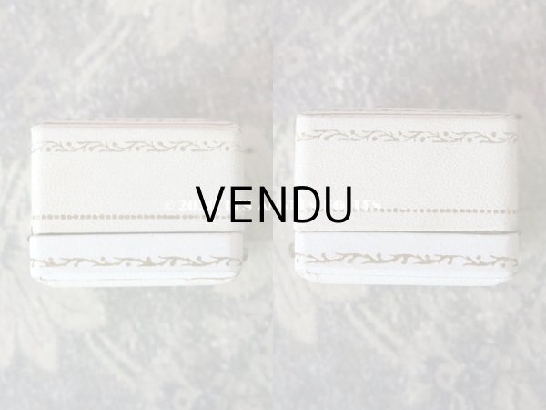 画像5: アンティーク ジュエリーボックス 金彩入り オフホワイト リングボックス (5)