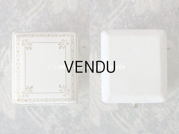 画像3: アンティーク ジュエリーボックス 金彩入り オフホワイト リングボックス (3)