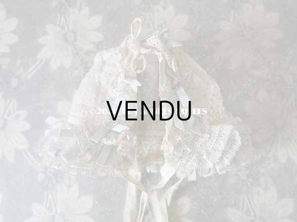 画像5: アンティーク ドール & ベビー用ボネ 水色のリボン＆花模様と水玉の刺繍入り (5)