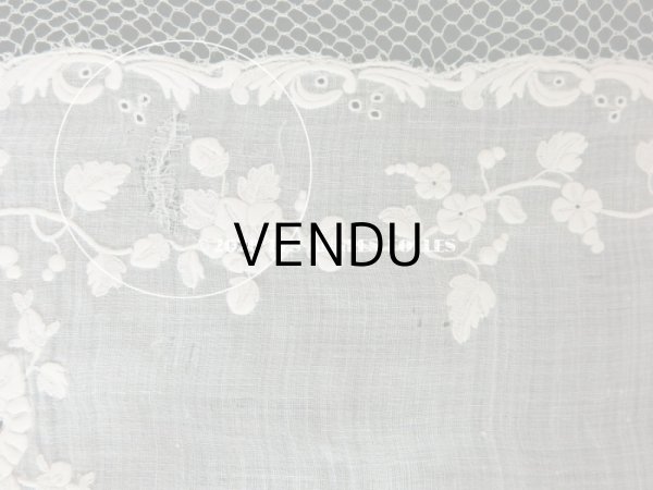 画像16: 【10周年セール対象外】 19世紀 アンティーク  結婚式のハンカチ イニシャル【MA】 ホワイトワーク & 手編みのレース (16)