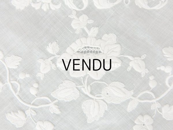 画像7: 【10周年セール対象外】 19世紀 アンティーク  結婚式のハンカチ イニシャル【MA】 ホワイトワーク & 手編みのレース (7)