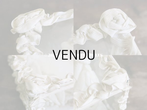 画像14: 【10周年セール対象外】 アンティーク リボンワークの大きなガラスケース シルク製 オフホワイト グローブ・ド・マリエ (14)