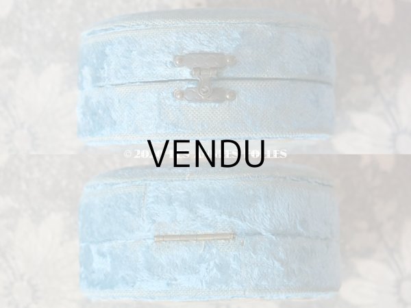 画像6: １９世紀末 アンティーク ジュエリーボックス ベルベット ＆ シルクサテン スモーキーブルー ブレスレット用 (6)