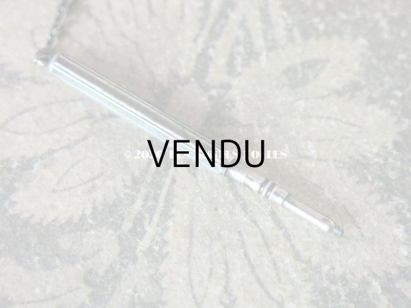 画像10: 19世紀 シルバー製 舞踏会の手帳 モノグラム入り ロカイユ装飾 ペンシル付 CARNET DE BAL カルネ・ド・バル (10)