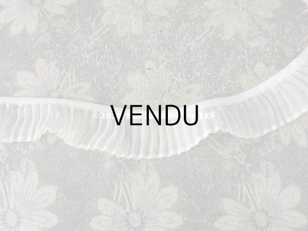 画像4: 【10周年セール対象外】 アンティーク プリーツ リボン オーガンジー オフホワイト 3.5cm幅  (4)