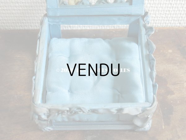 画像9: アンティーク ロココモチーフ付き リボンワークのジュエリーボックス スモーキーブルー ガラスケース (9)