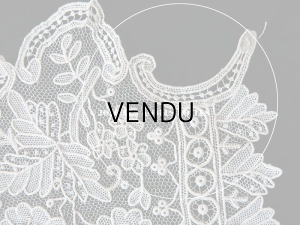 画像4: 19世紀末 アンティーク ニードルレース ポワンドローズの袖飾りのセット ポワンドガーズ 【ポワン・ド・ガーズ】 【ポワン・ド・ローズ】  (4)