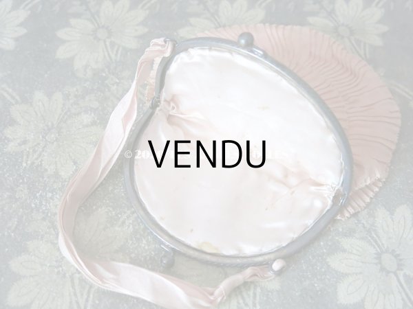 画像10: 1920年代 アンティーク オモニエール  ピンクの薔薇のロココモチーフ付 (10)