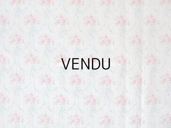 画像5: アンティーク 小さな薔薇模様のファブリック 薔薇のブーケ＆水色のリボンのガーランド 78×158cm (5)