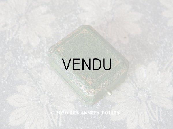 画像1: アンティーク ペンダント用 ジュエリーボックス 金彩入り グリーン  (1)