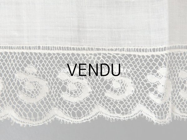 画像12: 新品同様 1914年 アンティーク 結婚式のハンカチ 花婿用　大判   ホワイトワーク & 手編みのヴァランシエンヌレース (12)