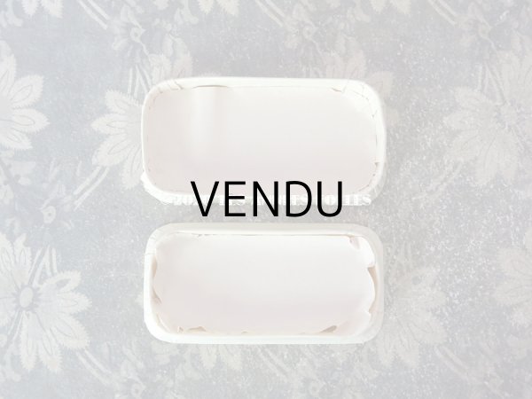 画像7: 1920年代 アンティーク とても小さなドラジェのお菓子箱 バテム BAPTEME 薔薇とリボンのガーランド  (7)