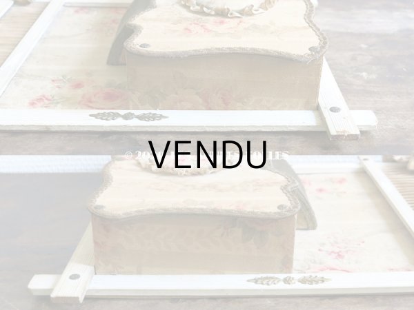 画像10: 1900年代 アンティーク　カルトナージュのラック 薔薇模様 (10)