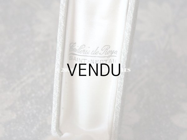 画像9: アンティーク　ブローチ用 ジュエリーボックス 金彩入り ライトグレー (9)