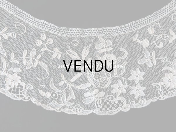 画像4: 19世紀末 アンティーク 子供用 付け襟 アランソンレース 花模様 ニードルレース 【 ポワン・ダランソン 】  (4)
