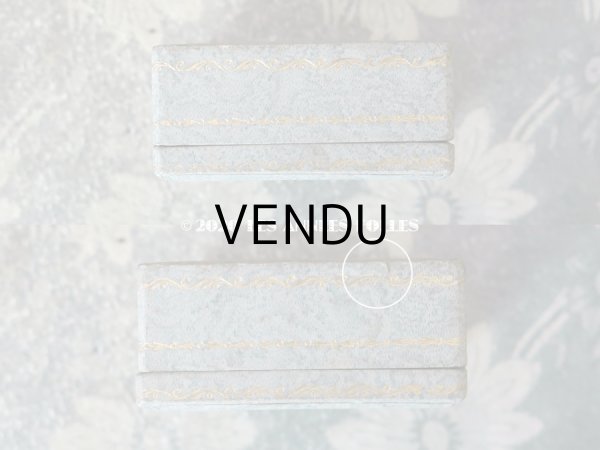 画像6: アンティーク　ブローチ用 ジュエリーボックス 金彩入り ライトグレー (6)