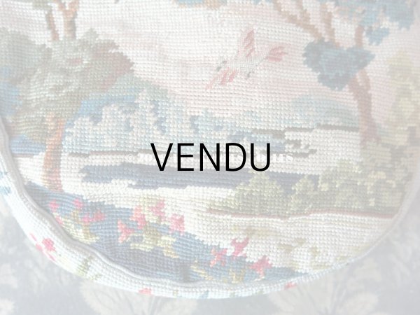 画像6: 1910年代 アンティーク 森の中の小さな兎 オモニエール ニードルポイント ミラー付き (6)