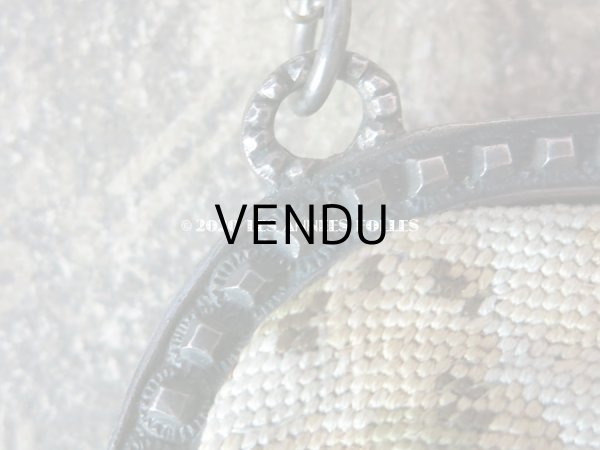 画像10: 1910年代 アンティーク 森の中の小さな兎 オモニエール ニードルポイント ミラー付き (10)