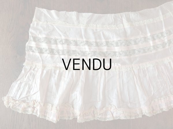 画像11: 1900年代 アンティーク  ドレスの裾 パウダーピンクのシルクサテン＆レース  1.3m  (11)