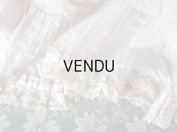 画像4: 1900年代 アンティーク  ドレスの裾 パウダーピンクのシルクサテン＆レース  1.3m  (4)