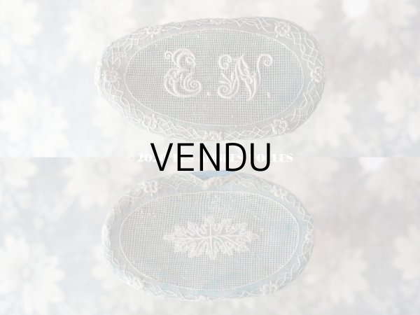 画像3: 19世紀初頭 アンティーク モノグラム入り ホワイトワークのボックス 筒型 (3)