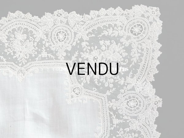 画像7: 19世紀 アンティーク ポワンドガーズのレース  結婚式のハンカチ 王冠 & モノグラムの刺繍 【 ポワン・ド・ガーズ 】 (7)