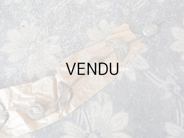 画像6: 未使用 1920年代 アンティーク メタル製 大きな薔薇のロココトリム ロココリボン シルバー (6)