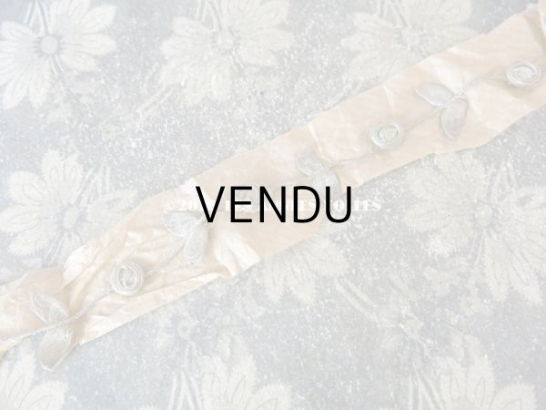 画像3: 未使用 1920年代 アンティーク メタル製 大きな薔薇のロココトリム ロココリボン シルバー (3)