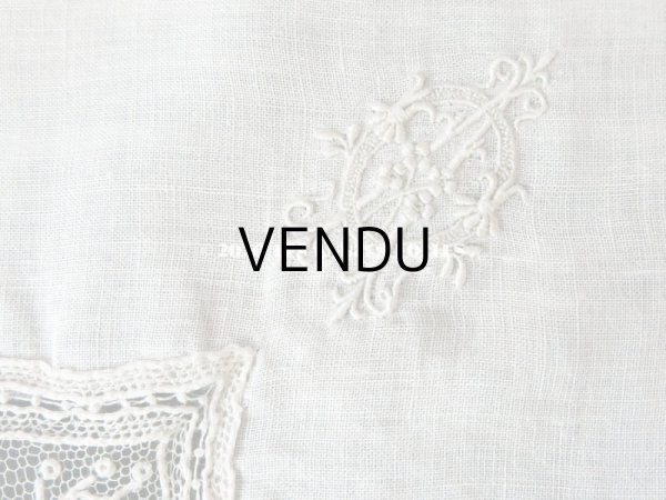 画像3: アンティーク ポワンドローズ  結婚式のハンカチ モノグラム刺繍入り 【ポワン・ド・ローズ】　【ポワン・ド・ガーズ】  (3)