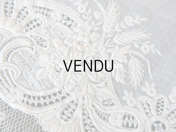 画像10: 19世紀 アンティーク  結婚式のハンカチ 【JC】 ホワイトワーク & 手編みのヴァランシエンヌレース  (10)