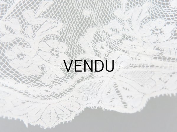 画像12: 19世紀 アンティーク  結婚式のハンカチ 【JC】 ホワイトワーク & 手編みのヴァランシエンヌレース  (12)