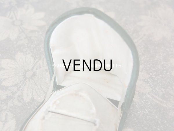 画像9: 19世紀 アンティーク ベルベット製 ジュエリーボックス 王冠の紋章入り ブローチ用 (9)