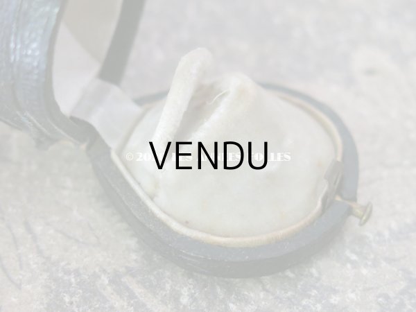 画像8: 19世紀 アンティーク 本革製 ジュエリーボックス 王冠の紋章入り リングボックス (8)