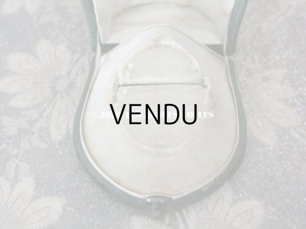 画像10: 19世紀 アンティーク ベルベット製 ジュエリーボックス 王冠の紋章入り ブローチ用 (10)