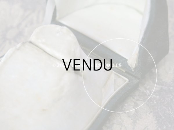 画像11: 19世紀 アンティーク ベルベット製 ジュエリーボックス 王冠の紋章入り ブローチ用 (11)