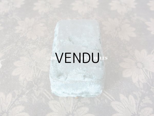 画像3: 19世紀末 アンティーク ジュエリーボックス ベルベット ＆ シルクサテン グレイッシュブルー シーリングスタンプ用 (3)