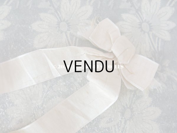 画像3: アンティーク 初聖体のオモニエール ピンクベージュ 花模様のホワイトワーク & 手編みのマリーヌレース (3)