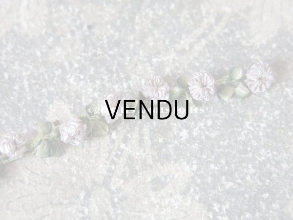 画像5: 1900年代 アンティーク シルク製  ロココトリム グレイッシュパープルの薔薇 ロココリボン 37cm (5)