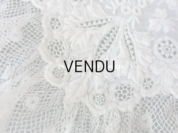 画像11: 19世紀 アンティーク  結婚式のハンカチ 【MA】 ホワイトワーク & 手編みのヴァランシエンヌレース  (11)