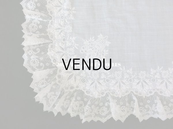 画像7: 19世紀 アンティーク  結婚式のハンカチ 【MA】 ホワイトワーク & 手編みのヴァランシエンヌレース  (7)