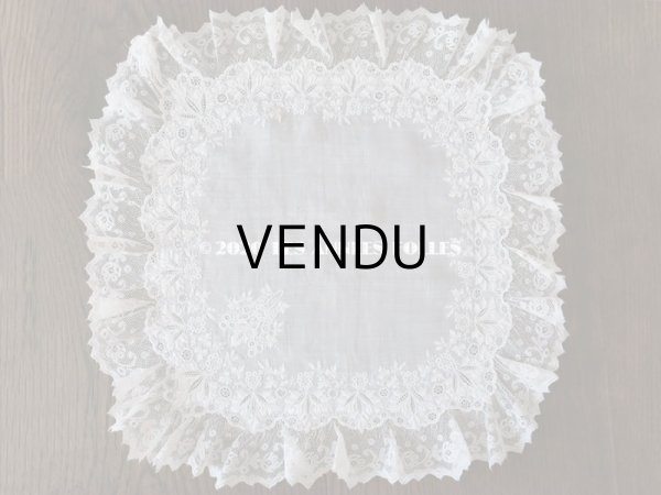 画像4: 19世紀 アンティーク  結婚式のハンカチ 【MA】 ホワイトワーク & 手編みのヴァランシエンヌレース  (4)