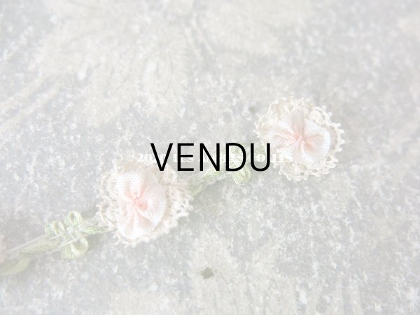 画像3: 1900年代 アンティーク パウダーピンクのロココトリム レース付き ロココリボン  (3)