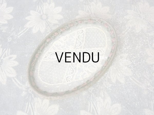 画像4: 1900年代 アンティーク 小さなトレイ　オールドローズ色 薔薇のロココトリム＆レースの装飾 小物入れ (4)