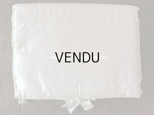 画像9: アンティーク リボン刺繍入り シルク製 ハンキーケース ハンカチ & ランジェリー用ポシェット  (9)