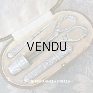 画像: 1900年代 アンティーク シルバー製 薔薇の裁縫道具セット 