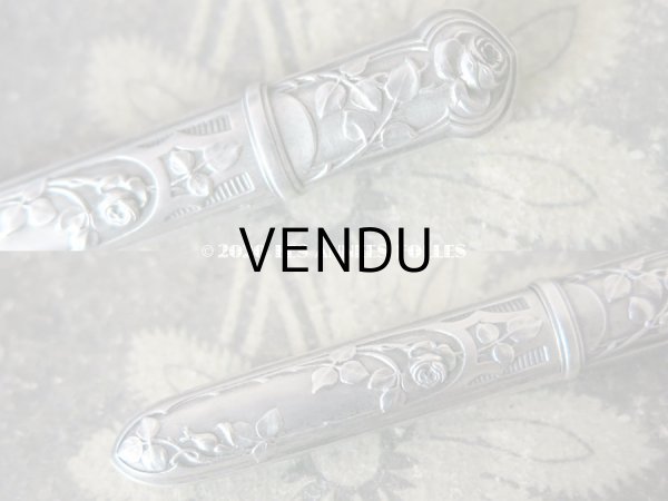 画像10: 1900年代 アンティーク シルバー製 薔薇の裁縫道具セット  (10)