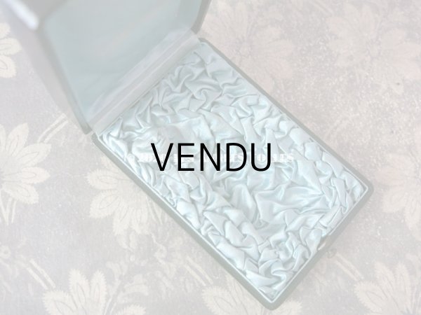 画像3: １９世紀末 アンティーク 本革製 ジュエリーボックス シルクサテン スモーキーブルー  (3)