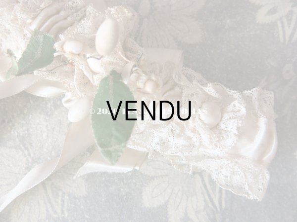 画像5: 1900年代 アンティーク 花嫁の靴下どめ ワックスフラワー ジャルティエ (5)